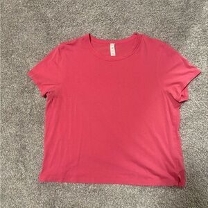 Lululemon Pink T-Shirt